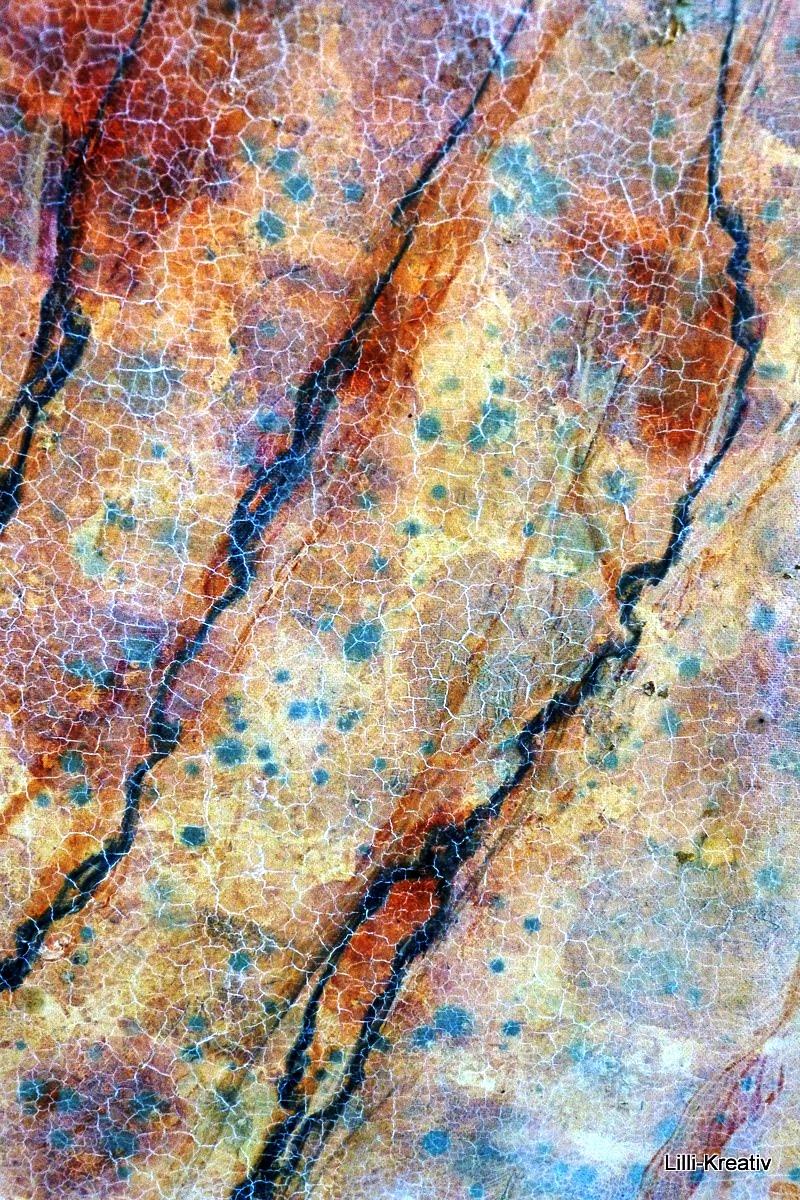 Die Mischung macht's: Experimentieren mit Patina, Lack und Rost